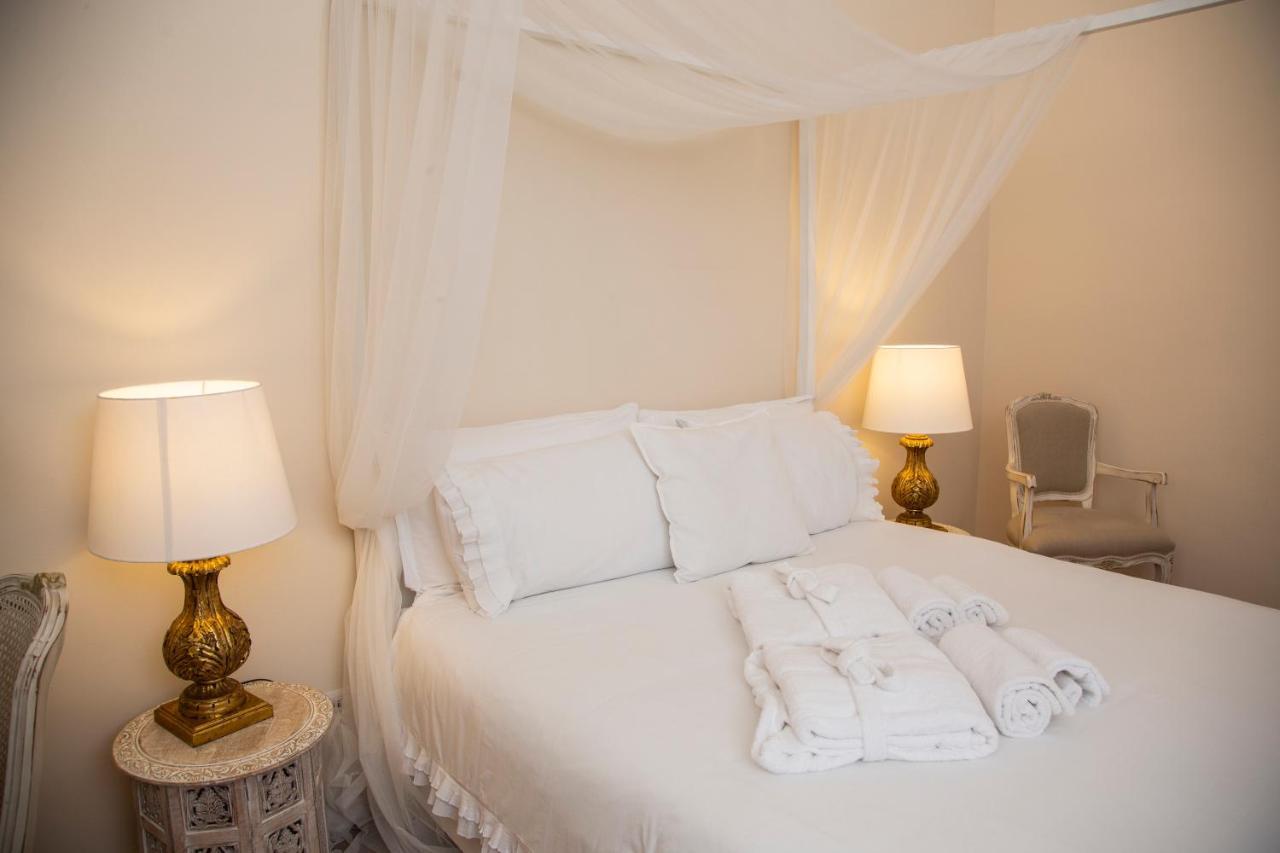 Bed and breakfast Dimora Sinibaldi 2*